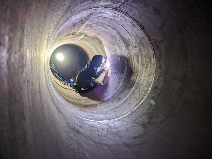 Двосторонній провар шва всередині посудини під тиском на етапі виготовлення