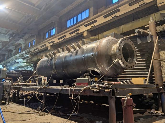 Барабан парового котла на етапі виготовлення у виробничому цеху ENERGO.DESIGN