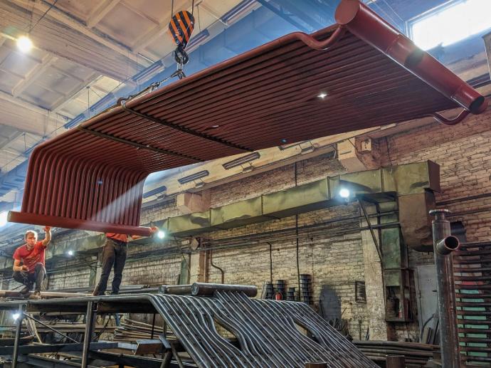Газощільні панелі промислового котла на етапі складання на виробничій базі ENERGO.DESIGN